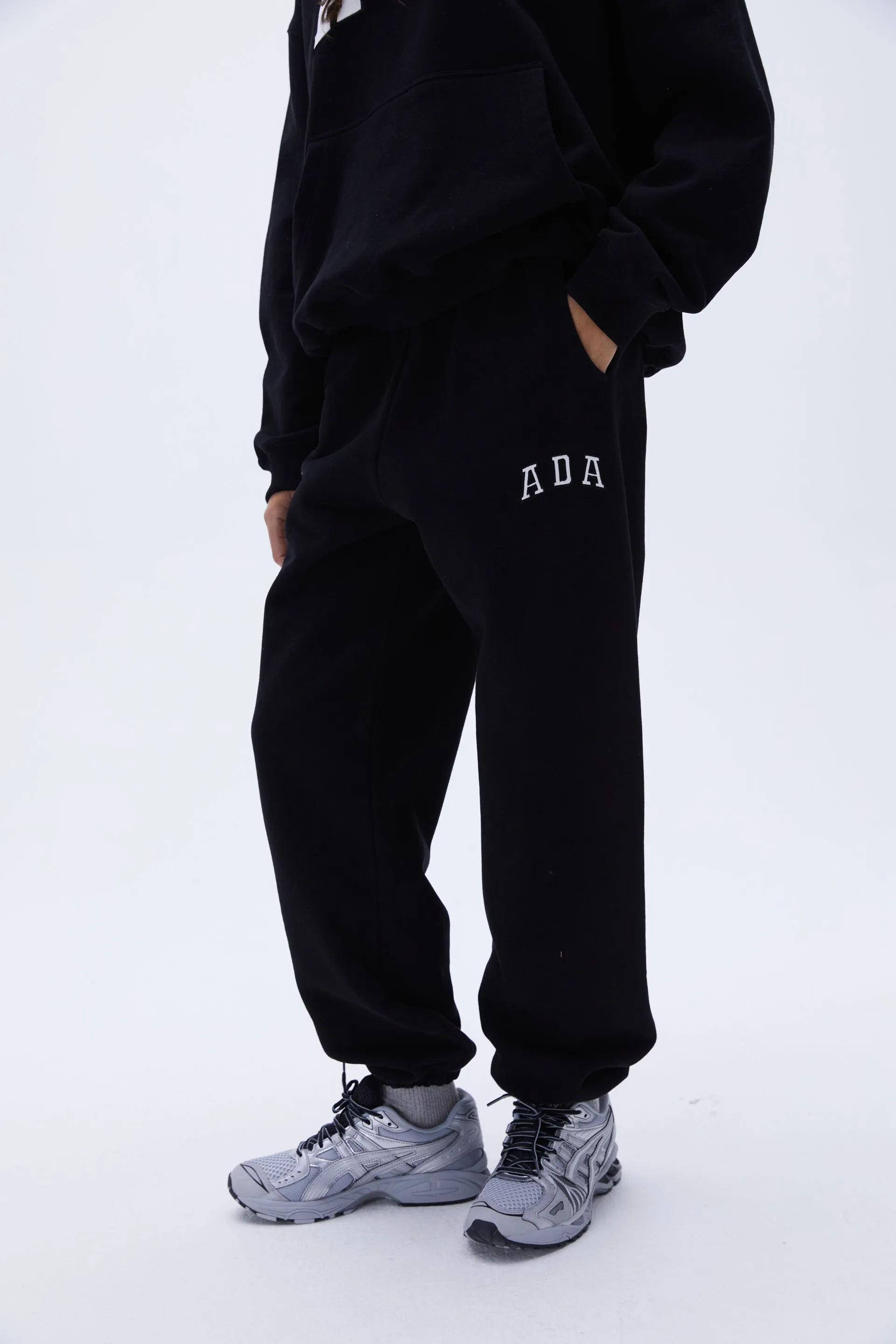 ADA Sweatpants - Black