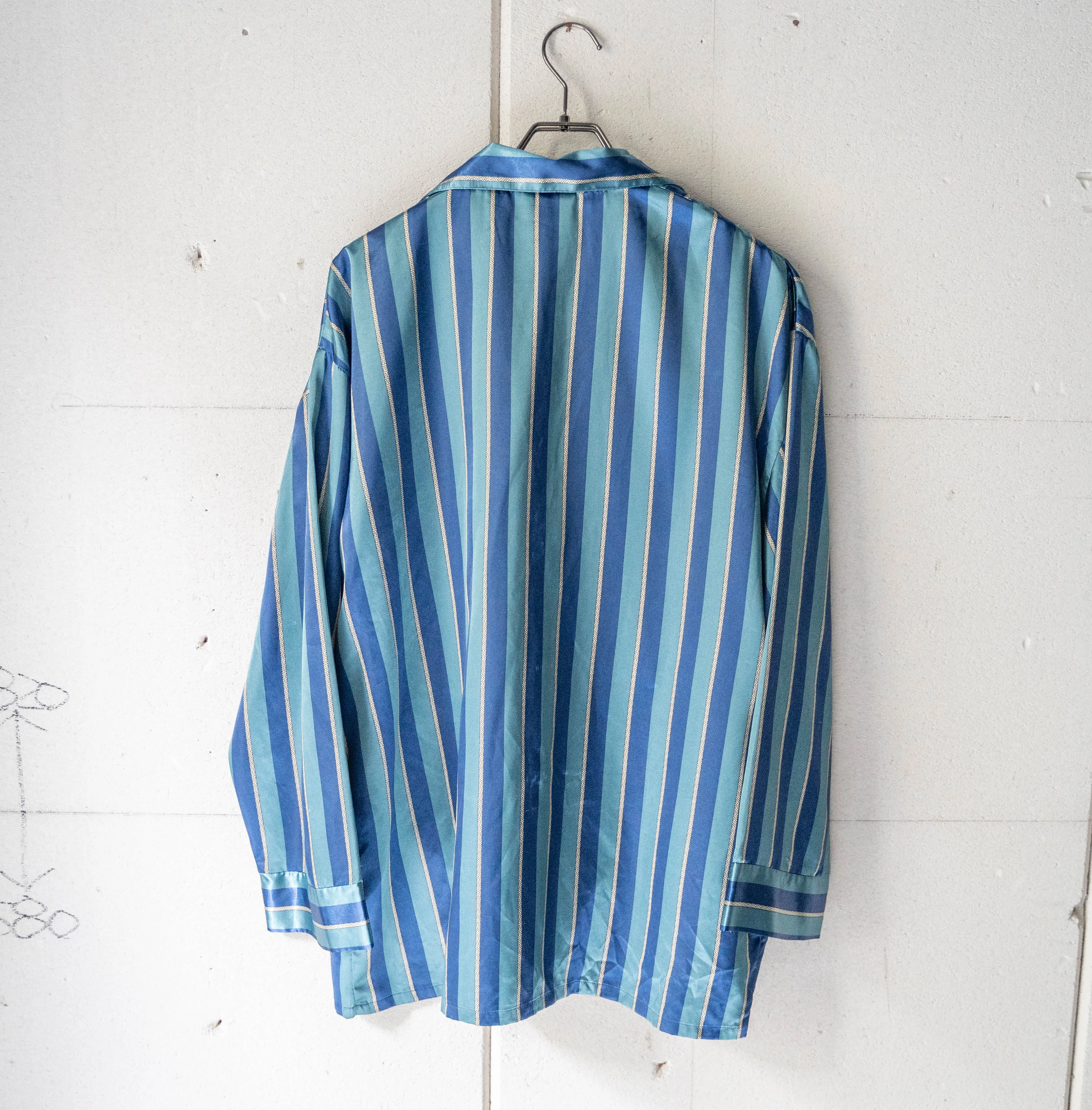 around 1990s Europe blue based stripe pajama shirt