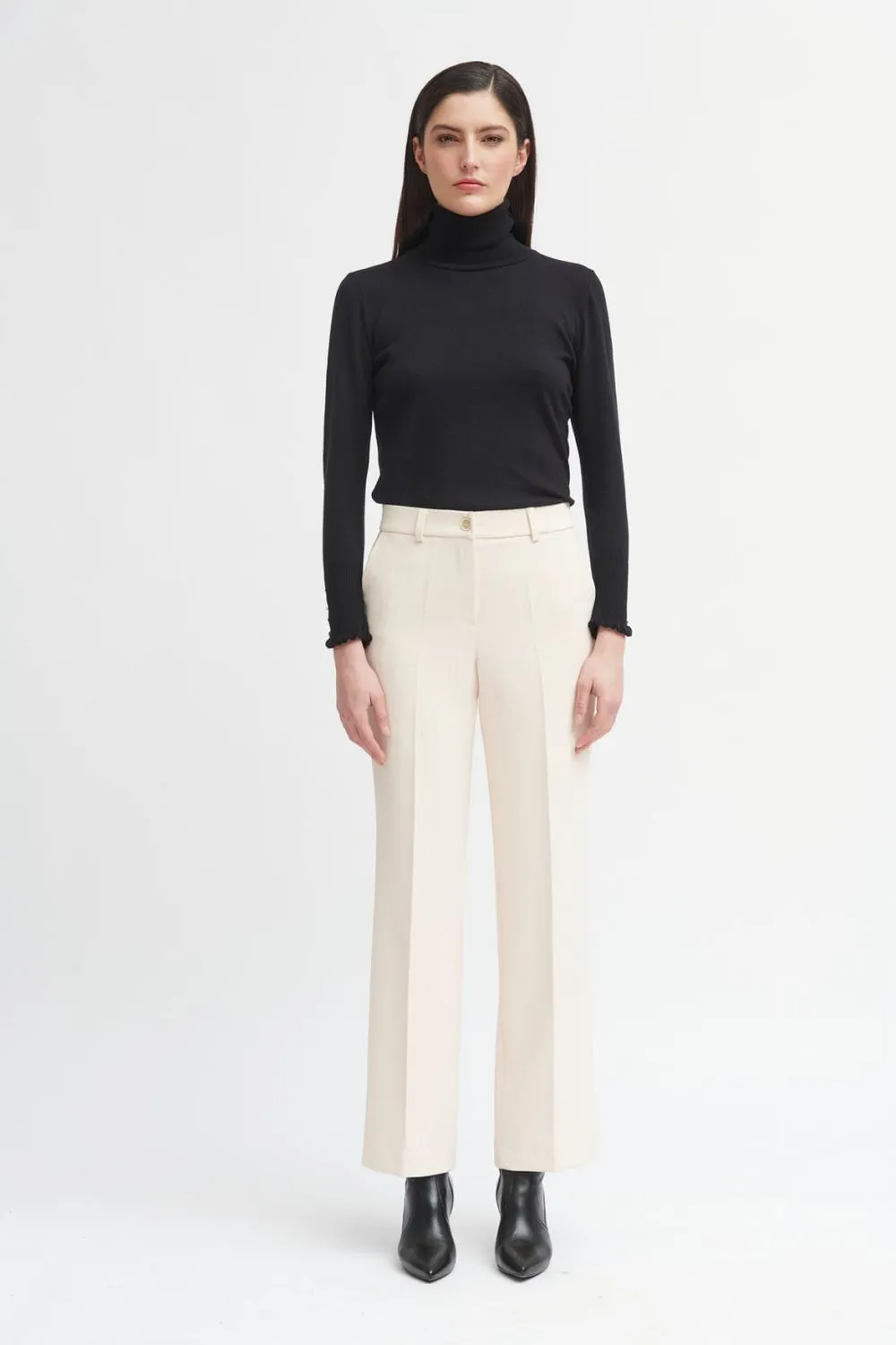 Bariloche Lena Cream Straight Cut Trousers