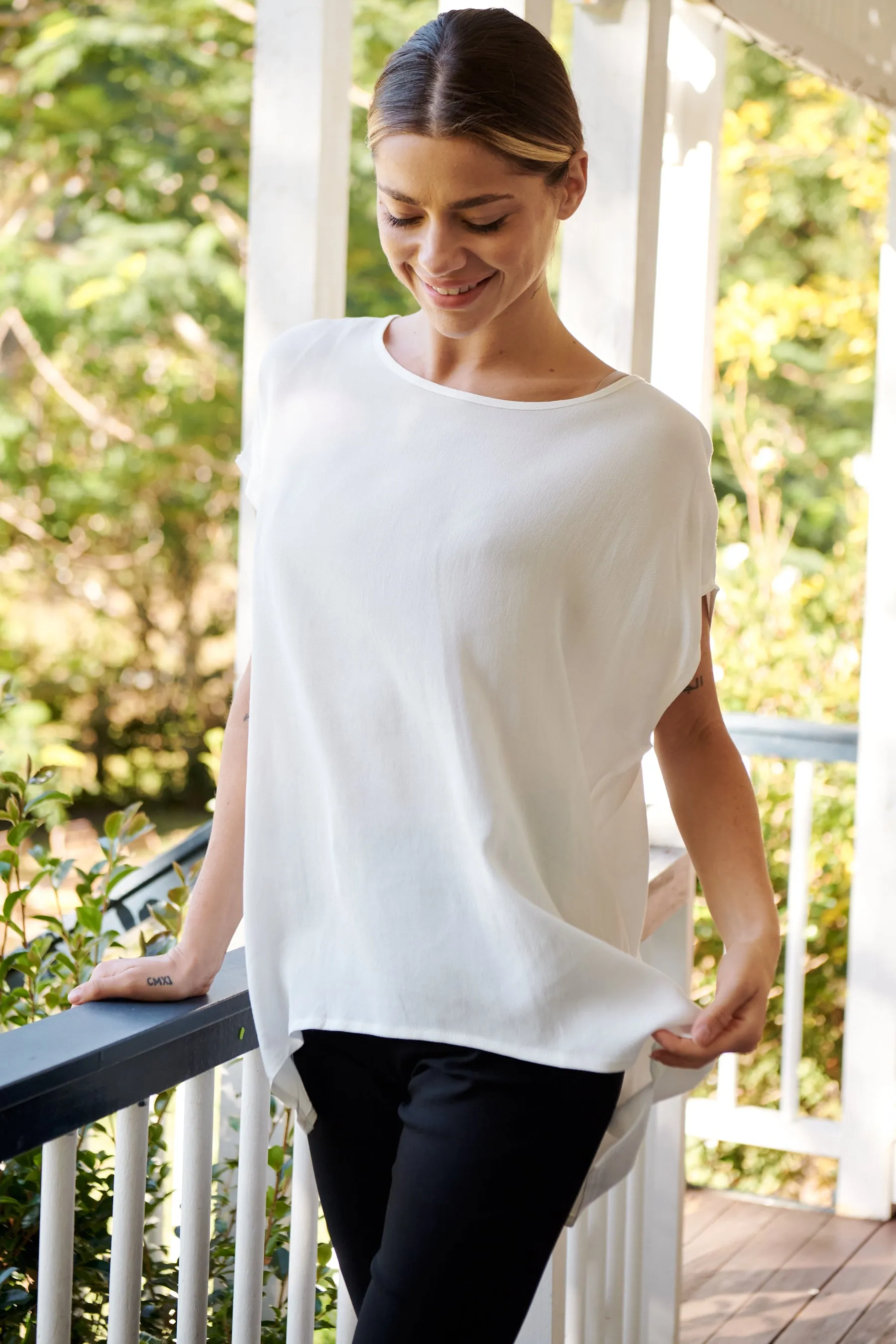 Chele Short Sleeve Oversized White Plain Top