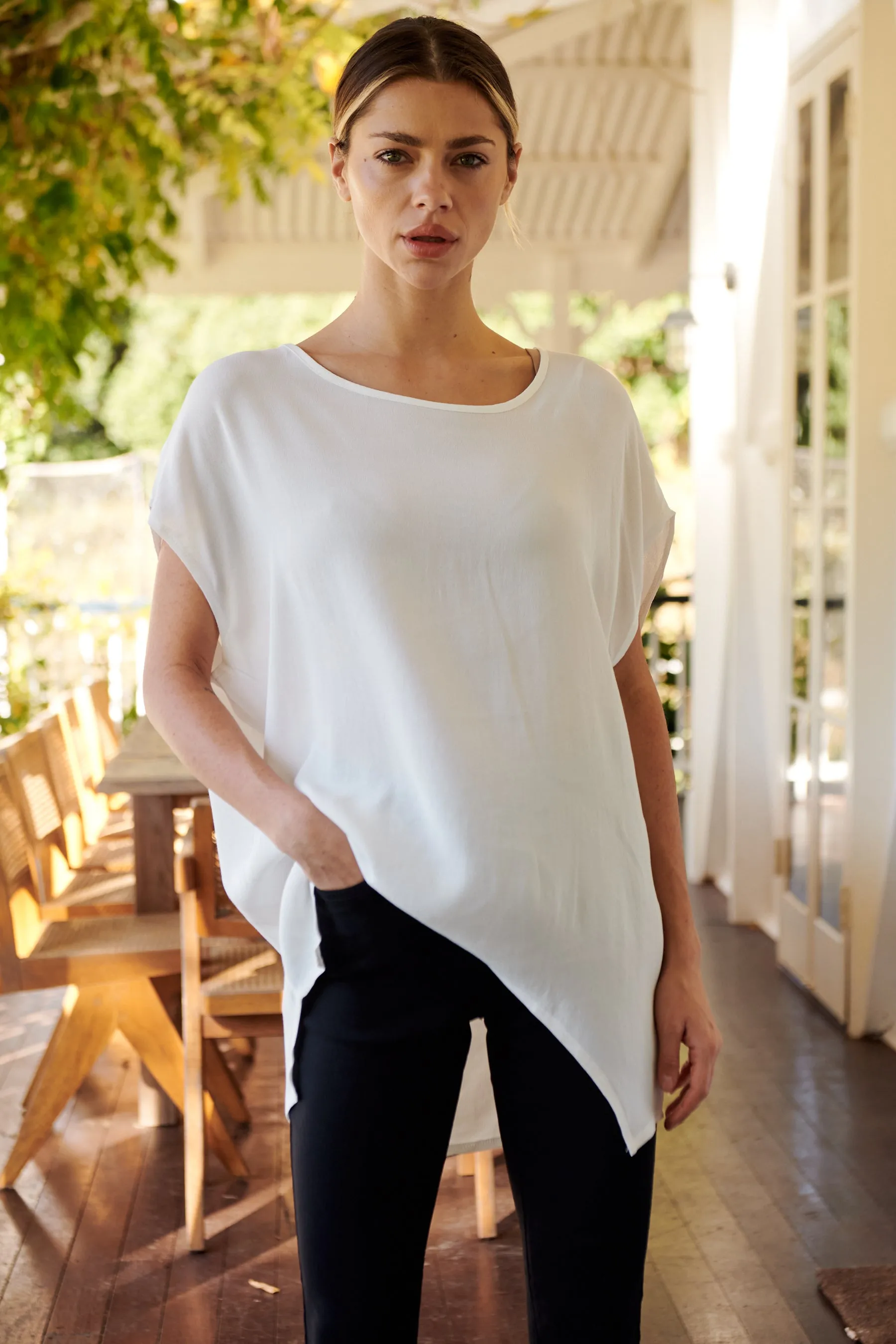 Chele Short Sleeve Oversized White Plain Top