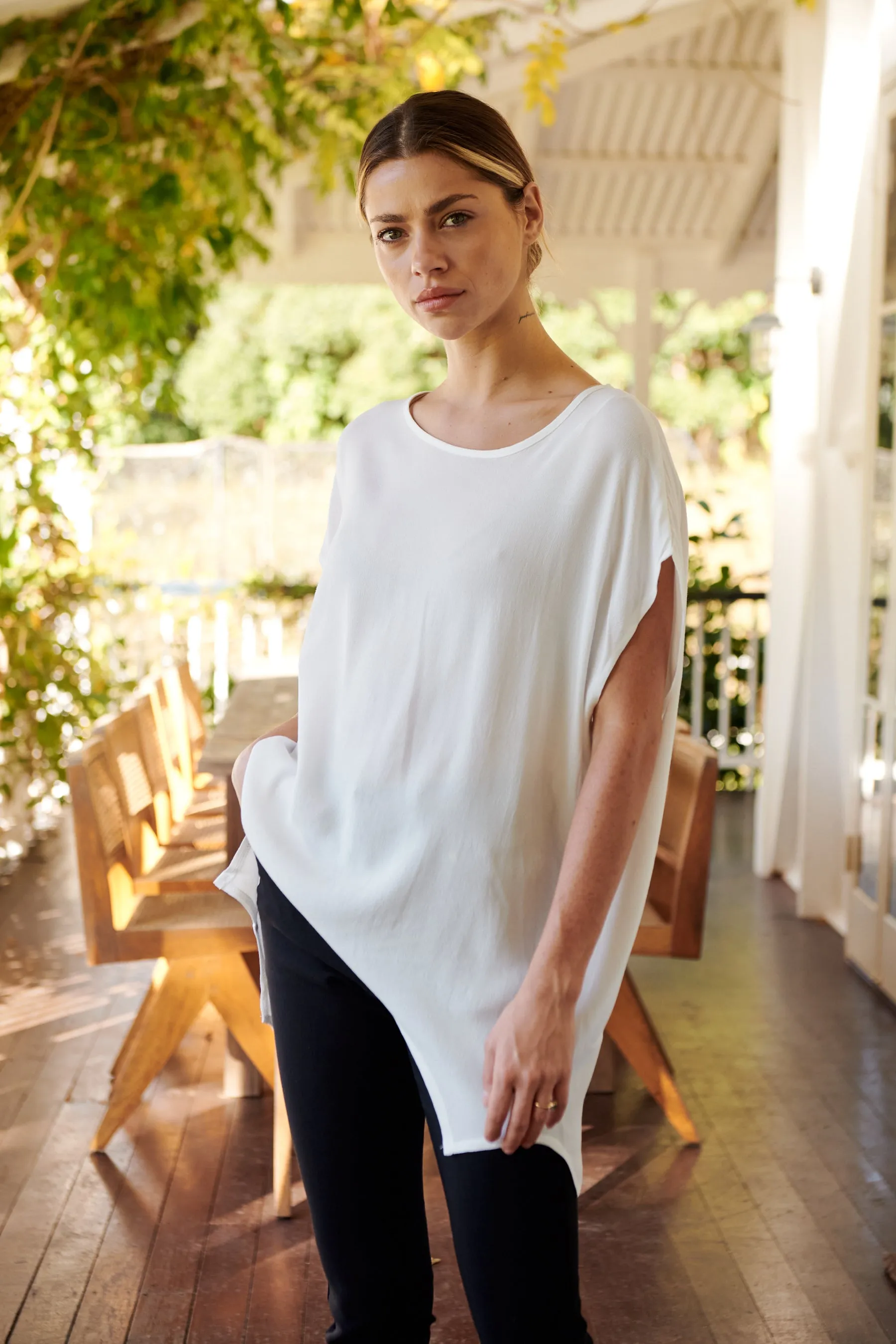 Chele Short Sleeve Oversized White Plain Top