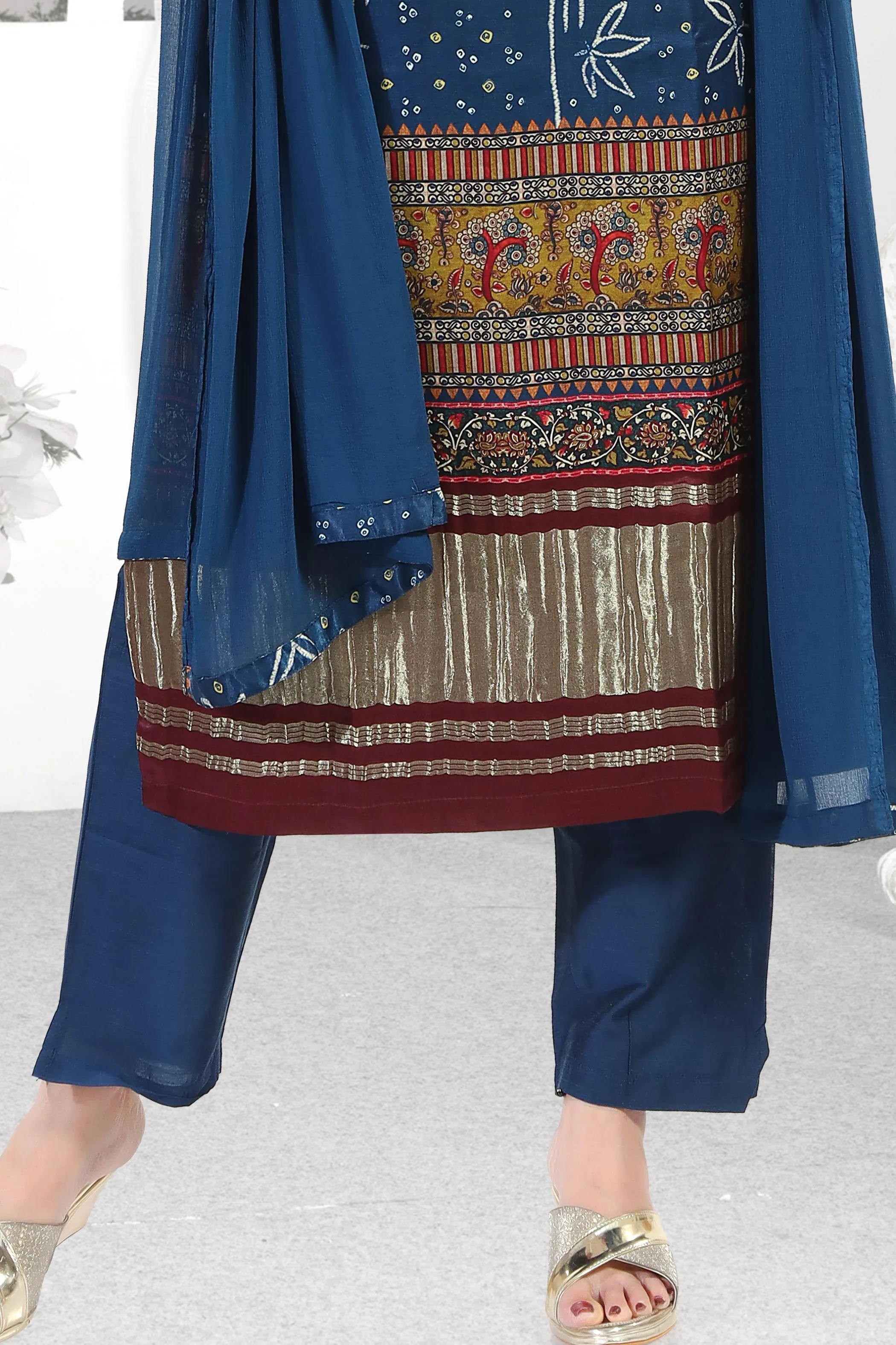 Indigo Blue Mirror and Thread work with Digital Print Straight Cut Salwar Suit