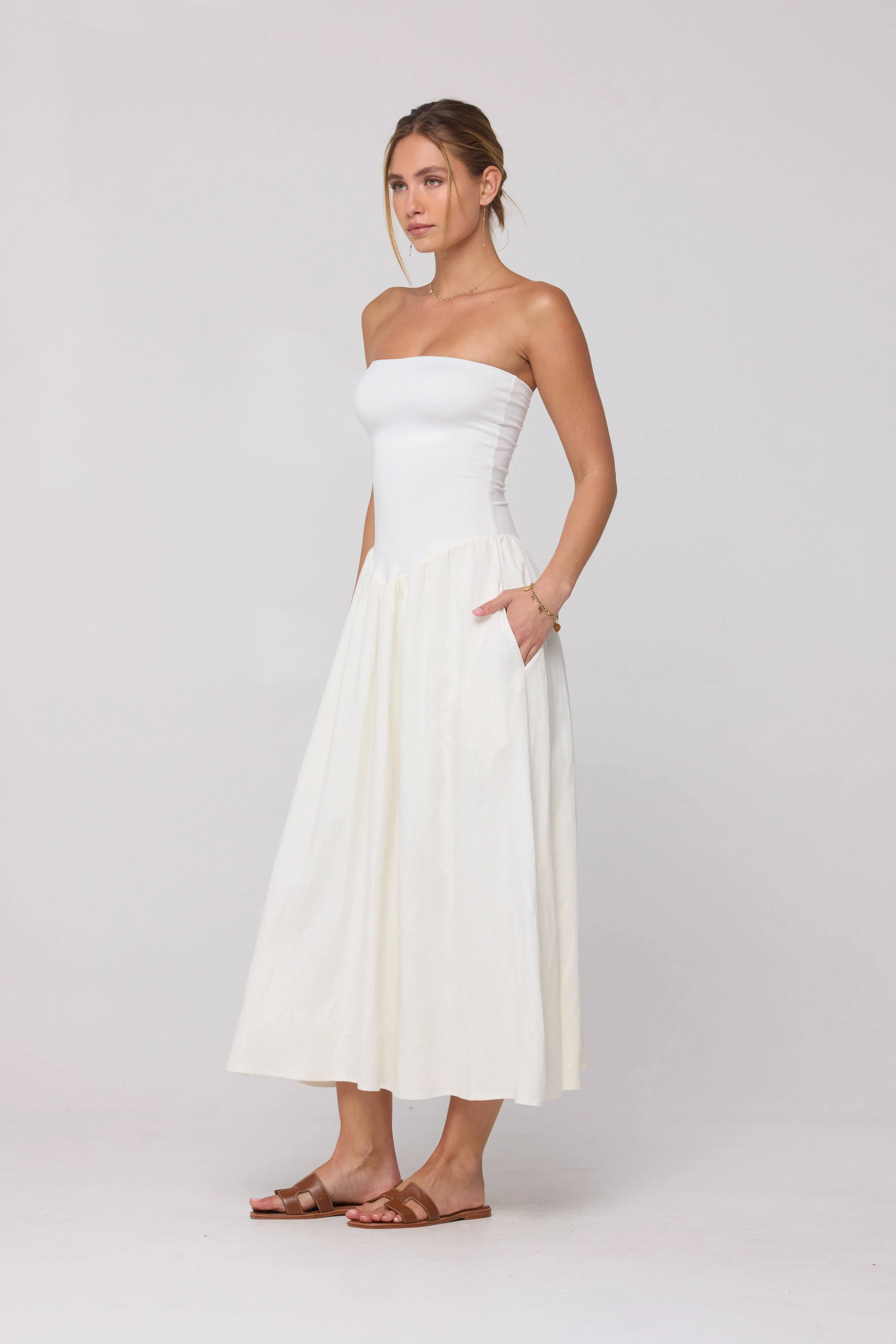 Mackenzie Dress in White Linen