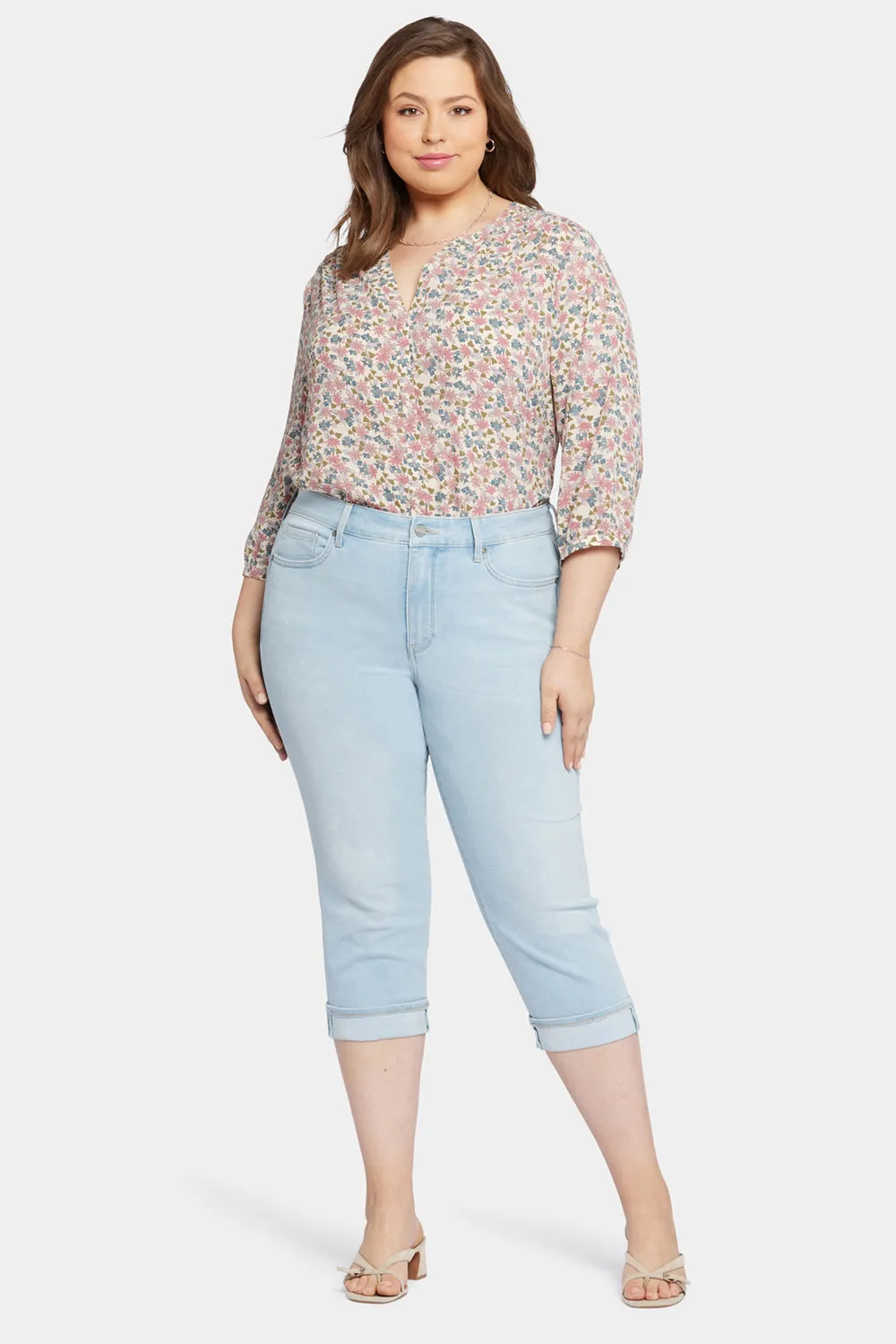 Marilyn Straight Crop Jeans In Plus Size - Brightside