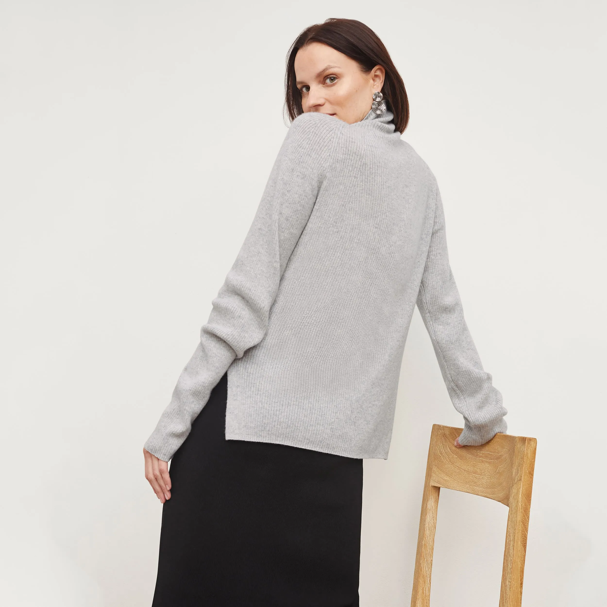 McKenzie Sweater - Cashmere :: Light Heather Gray