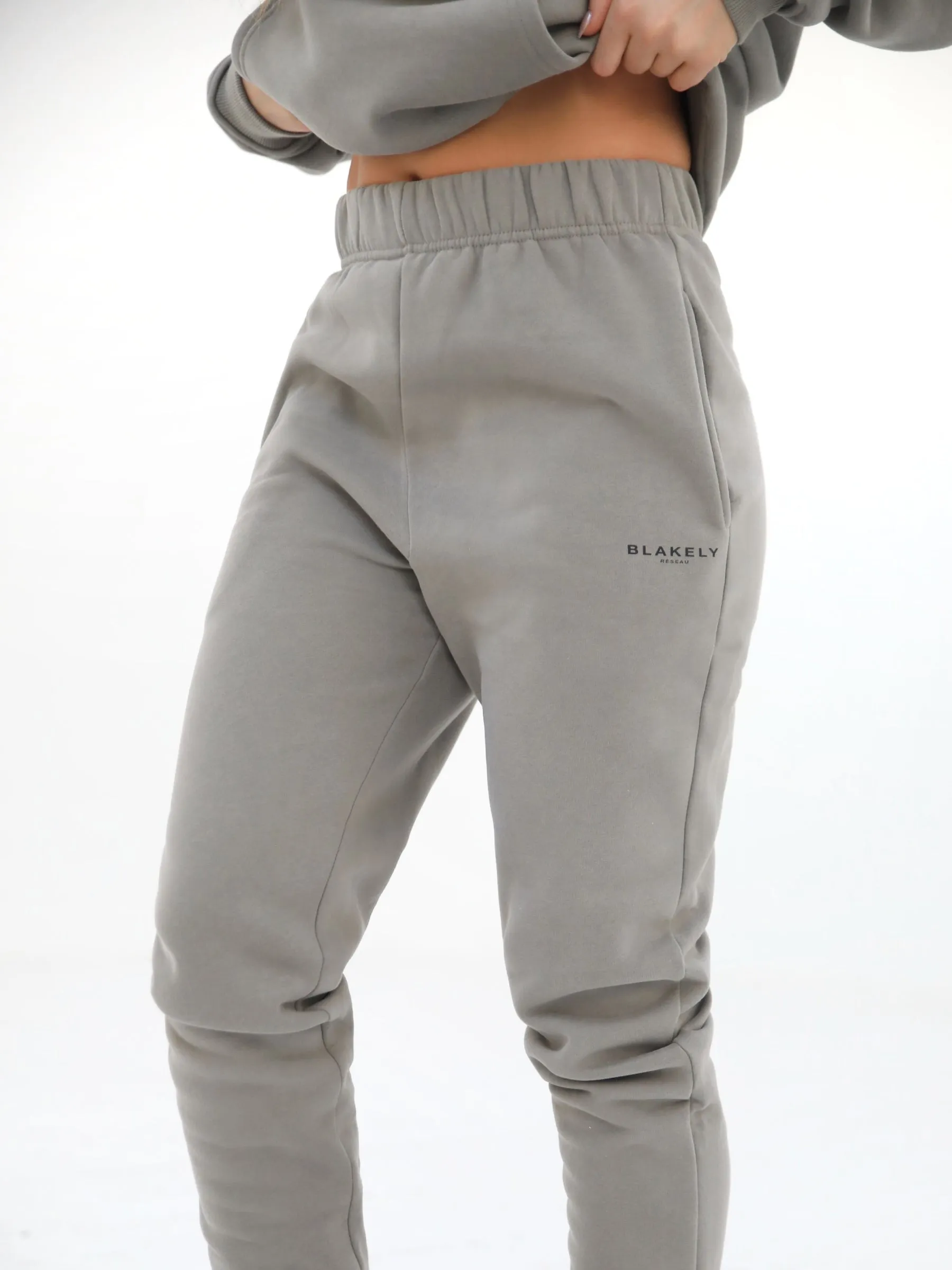 Reseau Sweatpants - Stone Grey