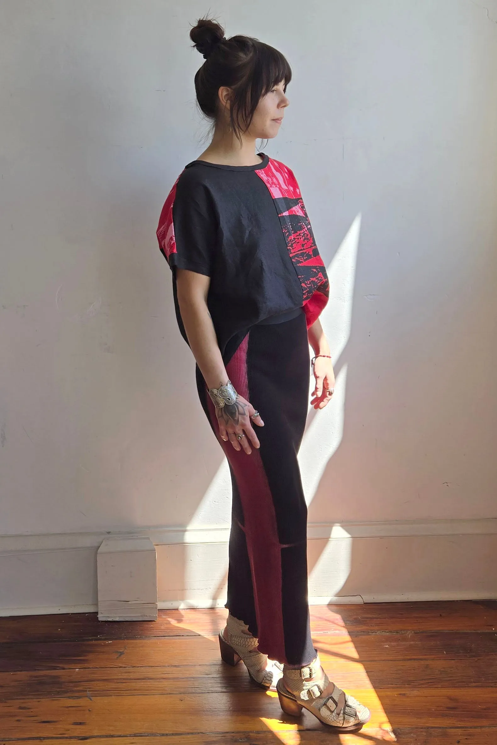 Waffle Stretch Tube Skirt w/ Itajime Circle Dye - Red & Black - Medium