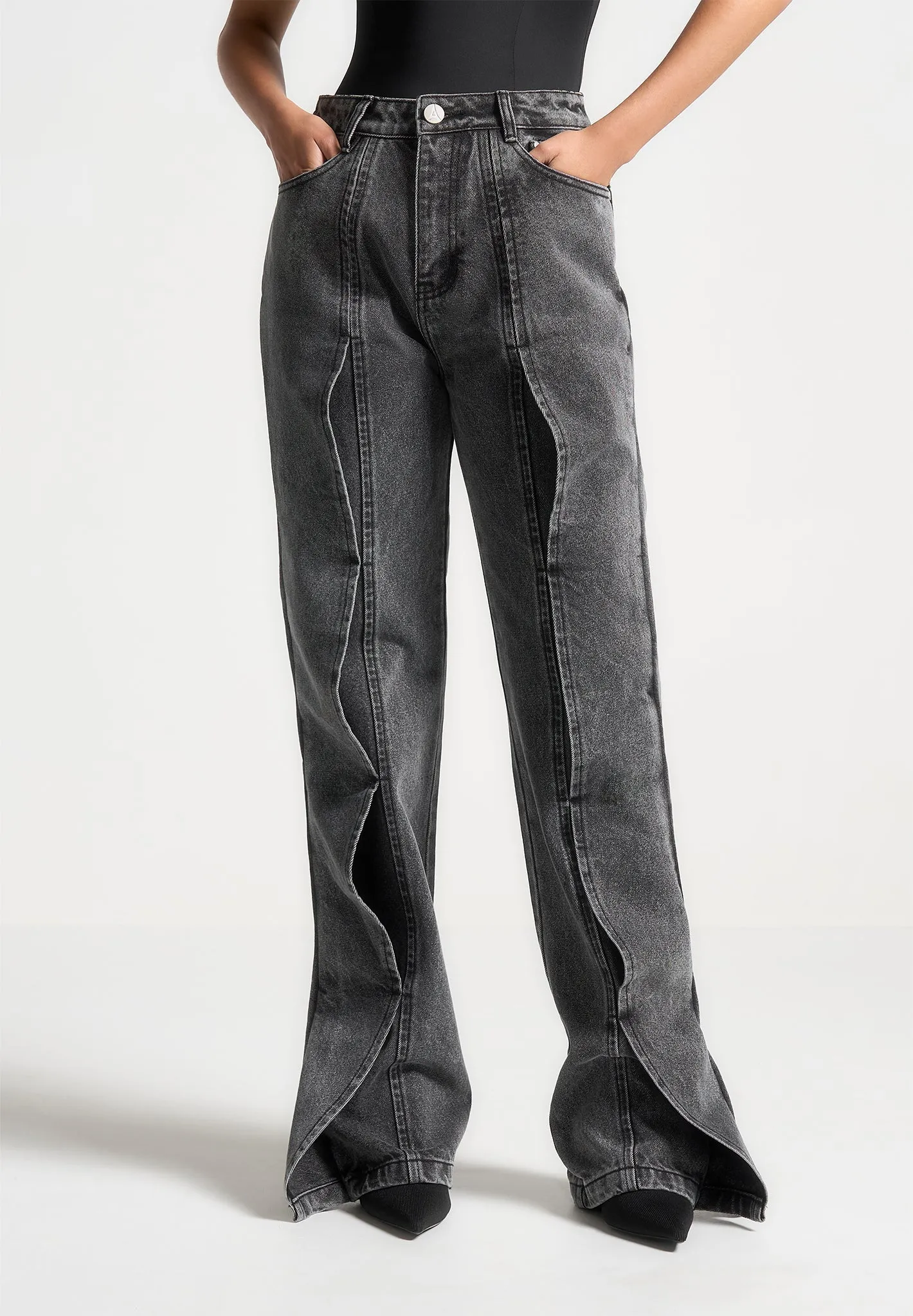 Wave Detail Boyfriend Jeans - Washed Grey